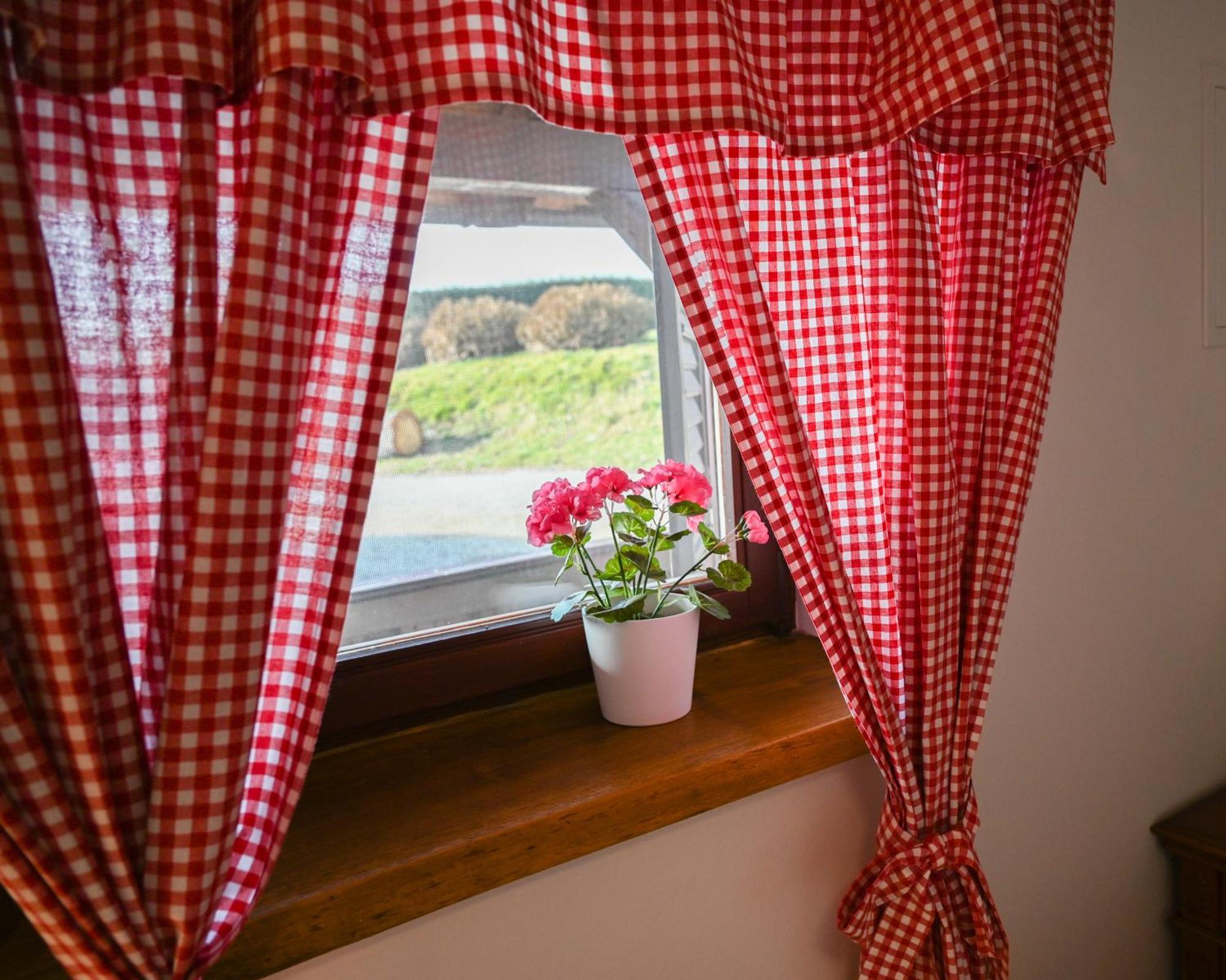 Val Hills Rural Holiday House Gaj Екстер'єр фото